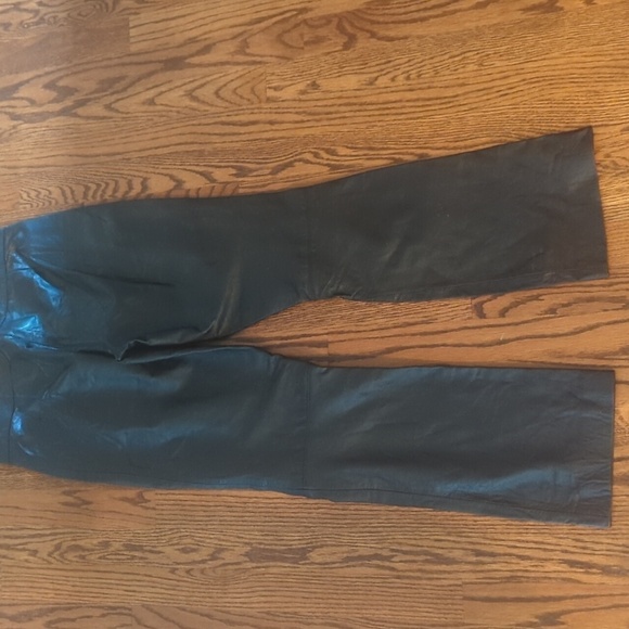 Bloomingdale's Black Straight Leg Pants - Picture 7 of 10